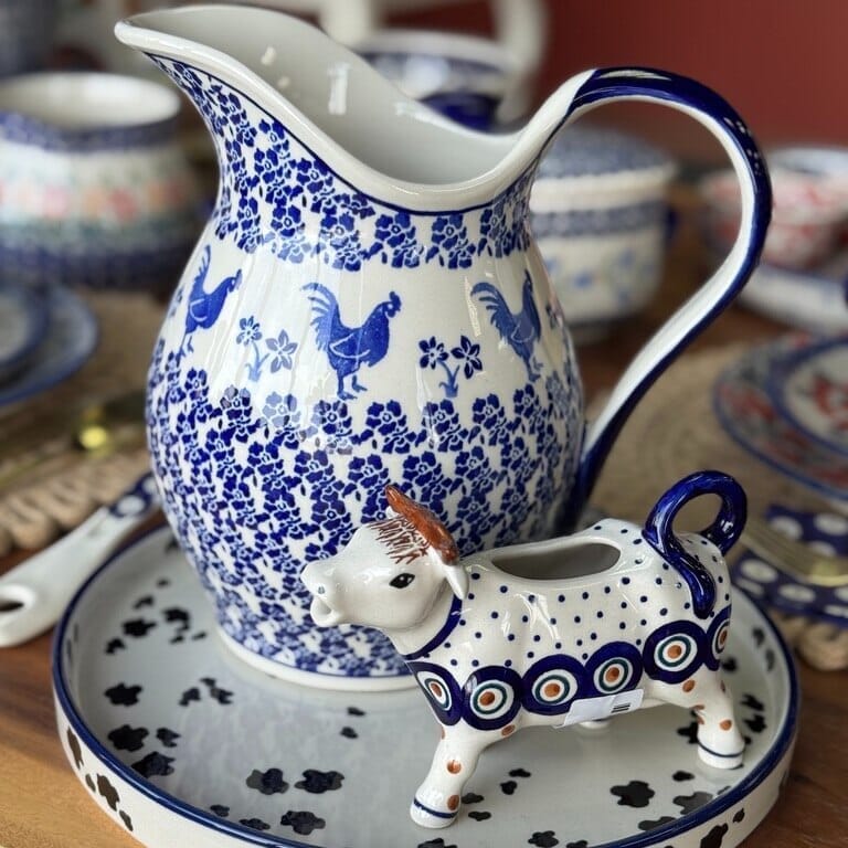 Creamer, Cow, 4 oz in "Peacock Dot" by Manufaktura | D081U-54K