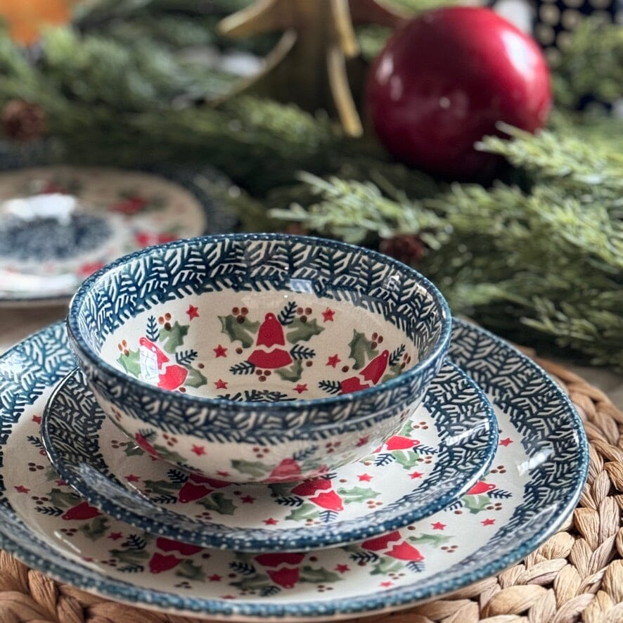 Plate, Round, Dessert, 7.25" in "Evergreen Bells" by Manufaktura | T131U-PZDG