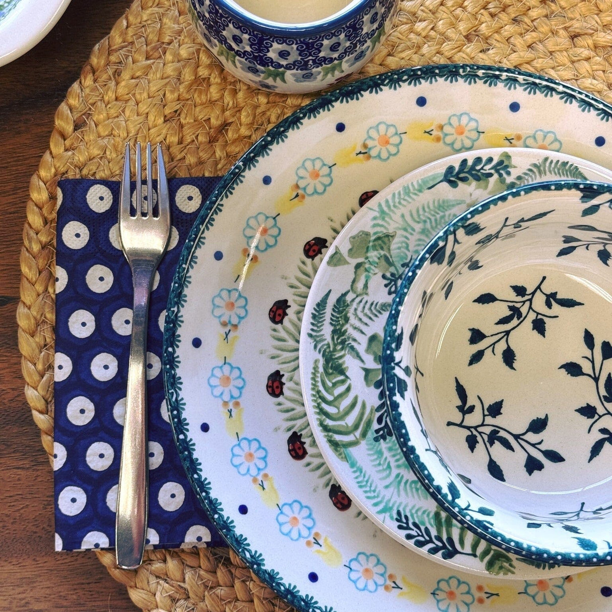 Plate, Round, Dinner, 10" in "Lady Bugs" by Manufaktura | T132T-IF45