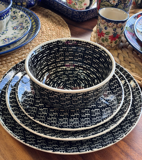 Plate, Round, Salad, 8.5" in "Metro" by Manufaktura | T134T-WCZM