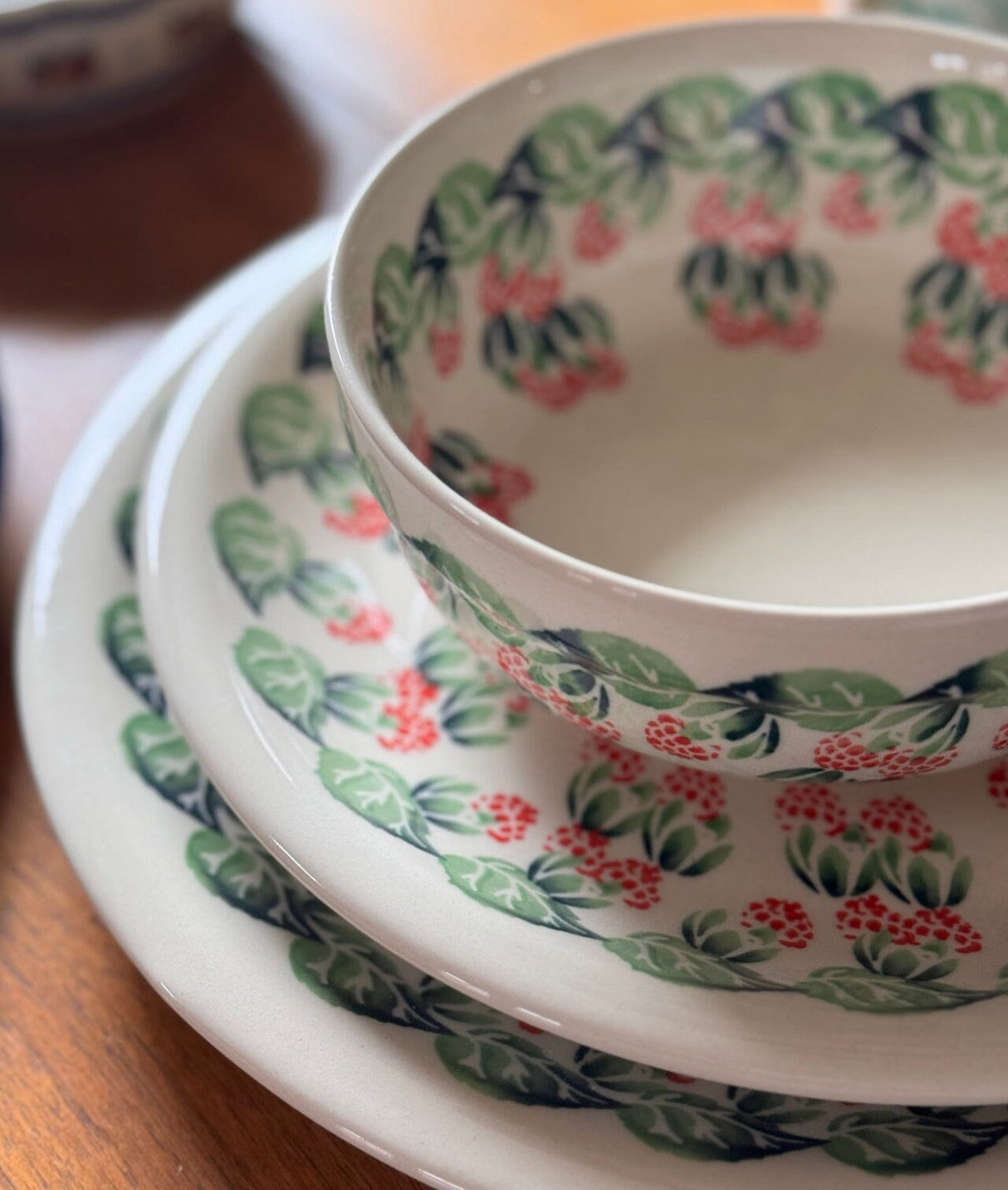 Plate, Round, 9.5" in "Raspberry Delight" by Zaklady | Y1001-D1170