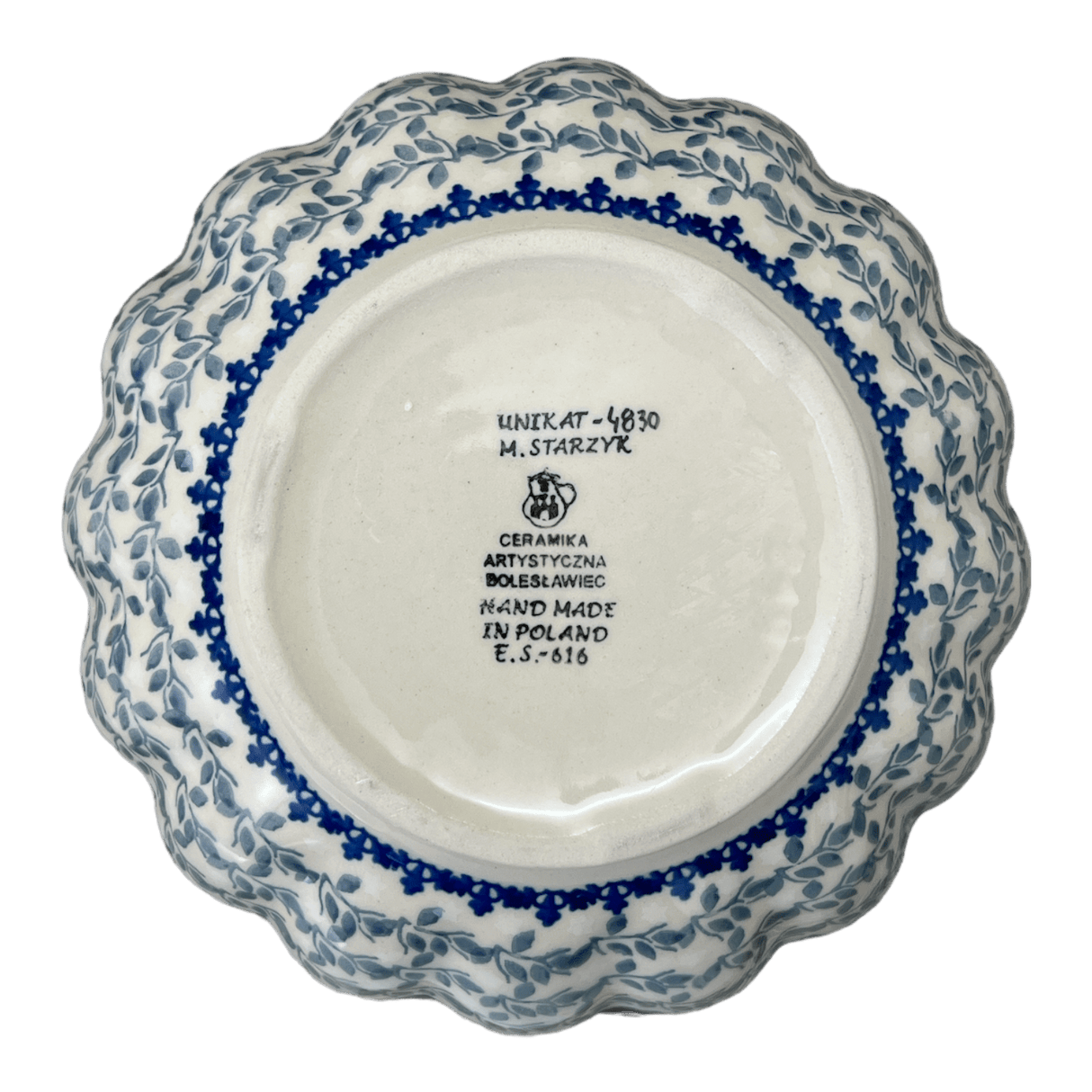 Bowl, Round, Blossom, 7.5" in "Bullfinch on Blue" by Ceramika Artystyczna | A249-U4830