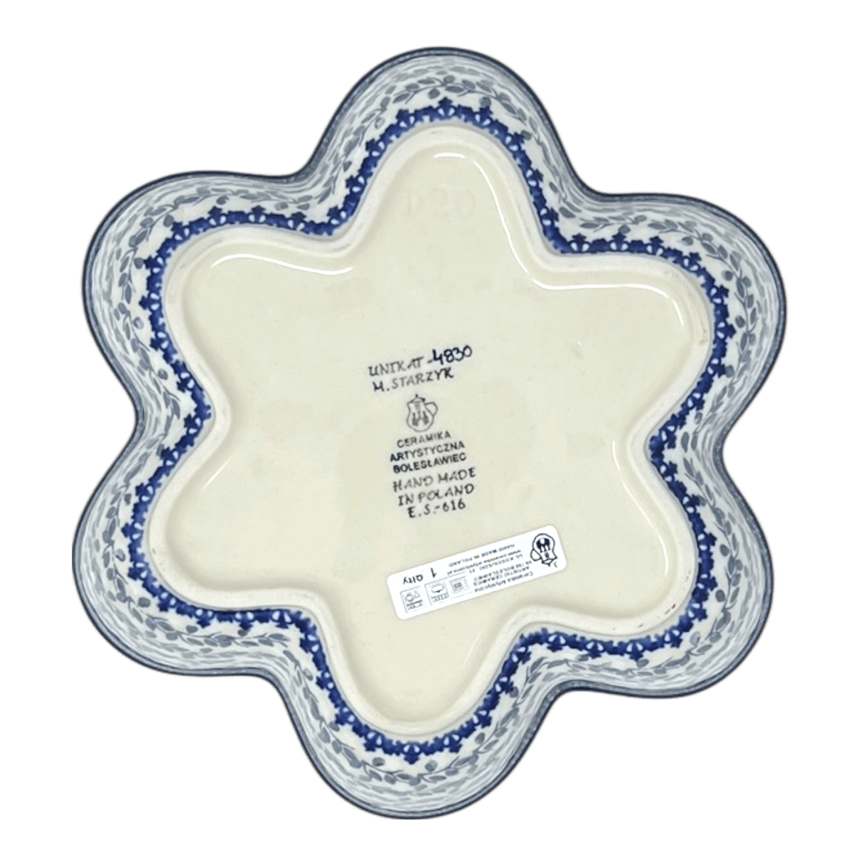 Baker, Flower-Shaped, 9.25" in "Bullfinch on Blue" by Ceramika Artystyczna | AD20-U4830