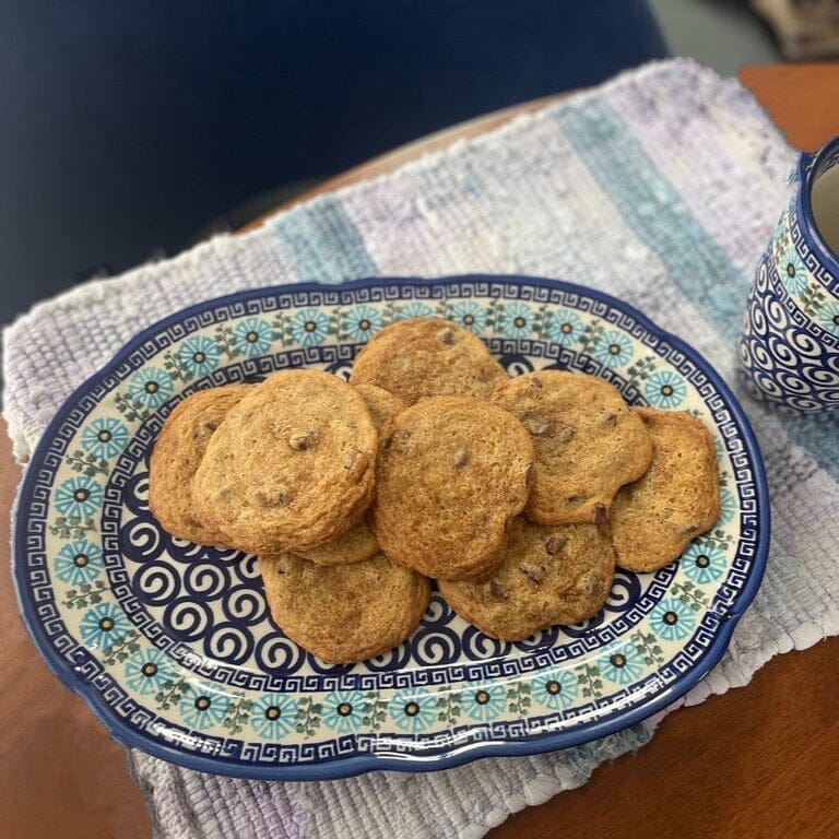 Platter, Wavy Edged Oval, 13.5" x 9.5" in "Hello Dotty" by Andy | NDA262-A64