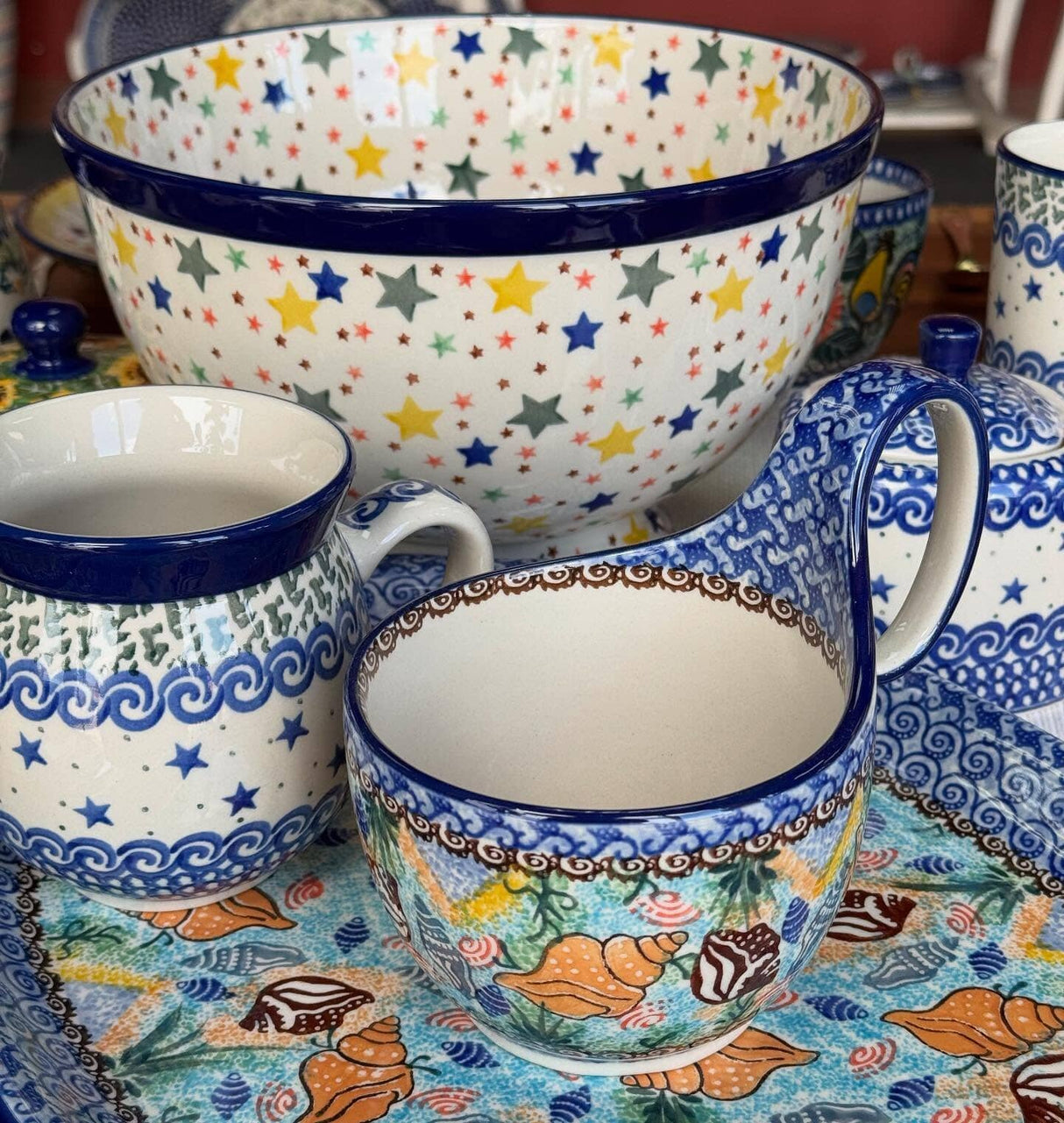 Bowl, Round, Deep, Pedestal, 10" in "Star Shower" by Ceramika Artystyczna | A215-359X