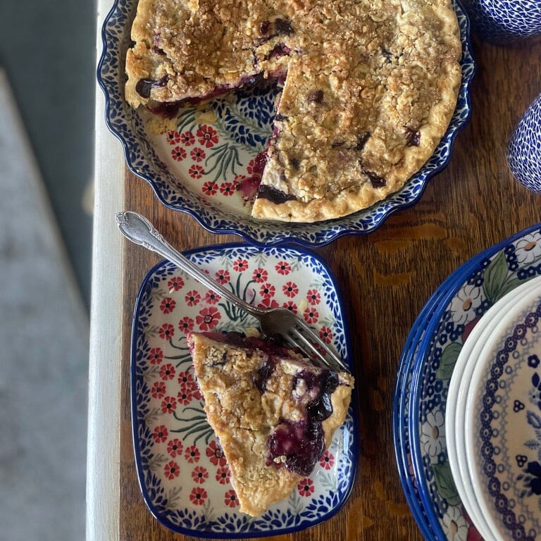 Dish, Shallow, 5.75" x 7" in "Red Aster" by Ceramika Artystyczna | A160-1435X