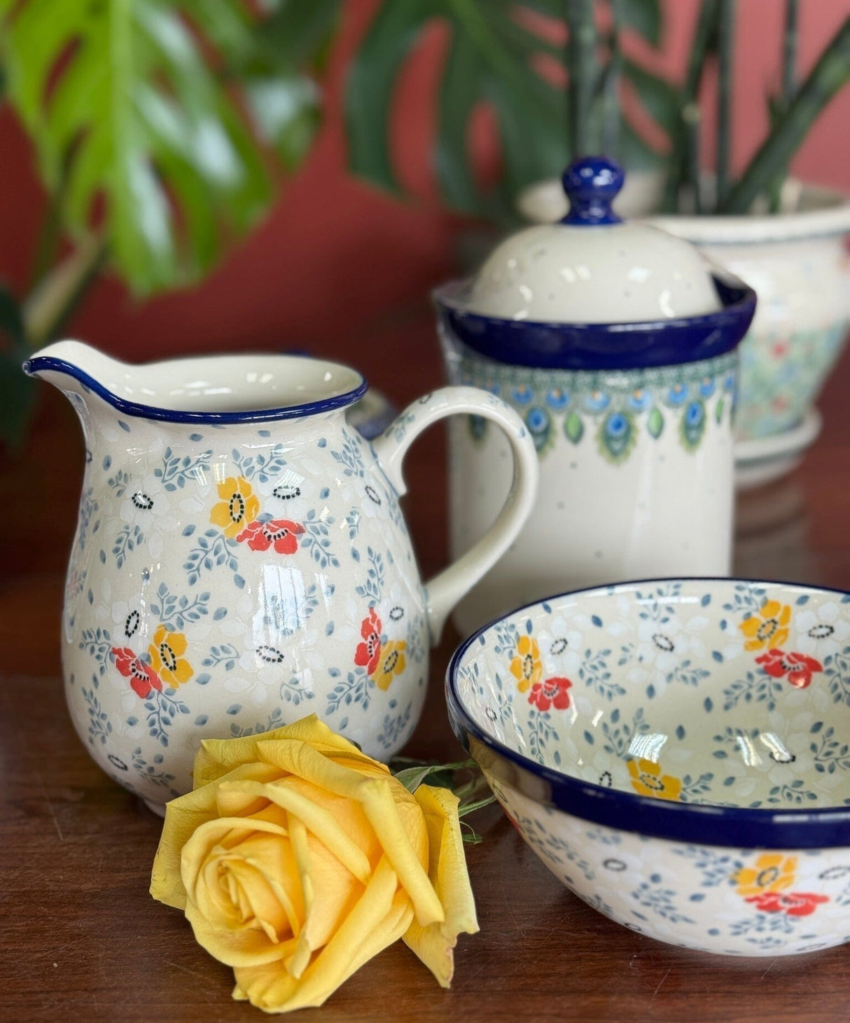 Bowl, Round, Kitchen, 6.75" in "Coral Fans" by Ceramika Artystyczna | A058-2199X