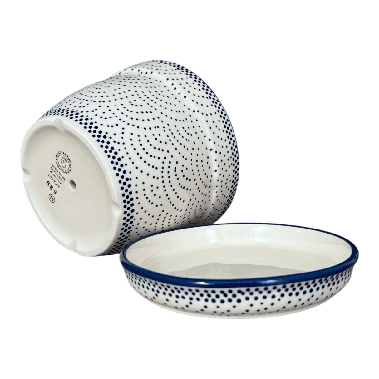 Flower Pot, with Saucer, 6" in "Misty Blue" by Manufaktura | D036U-61A