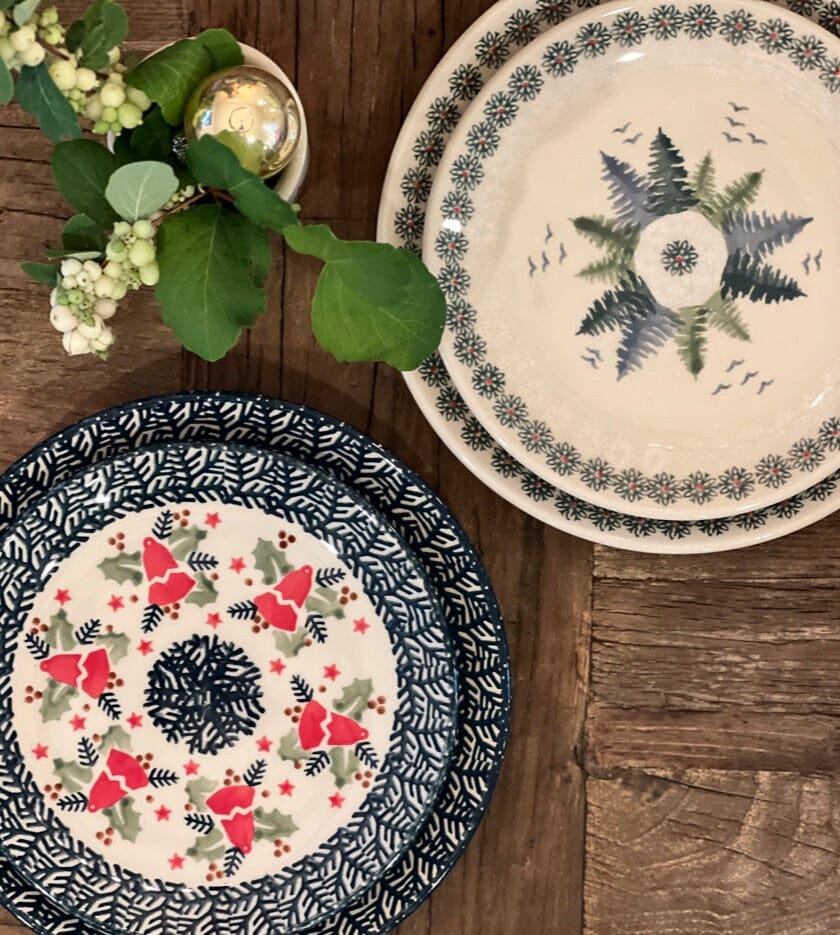 Plate, Round, Dessert, 7.25" in "Evergreen Bells" by Manufaktura | T131U-PZDG