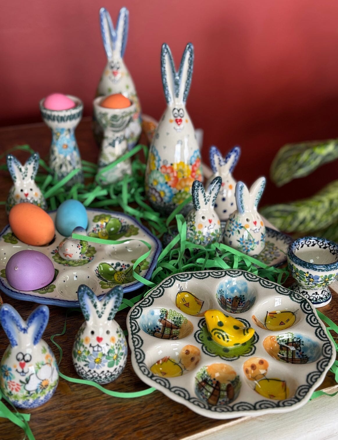 Plate, Round, Egg Plate, 7.25" in "Green Daisy Spiral" by Galia | GT11-UZK