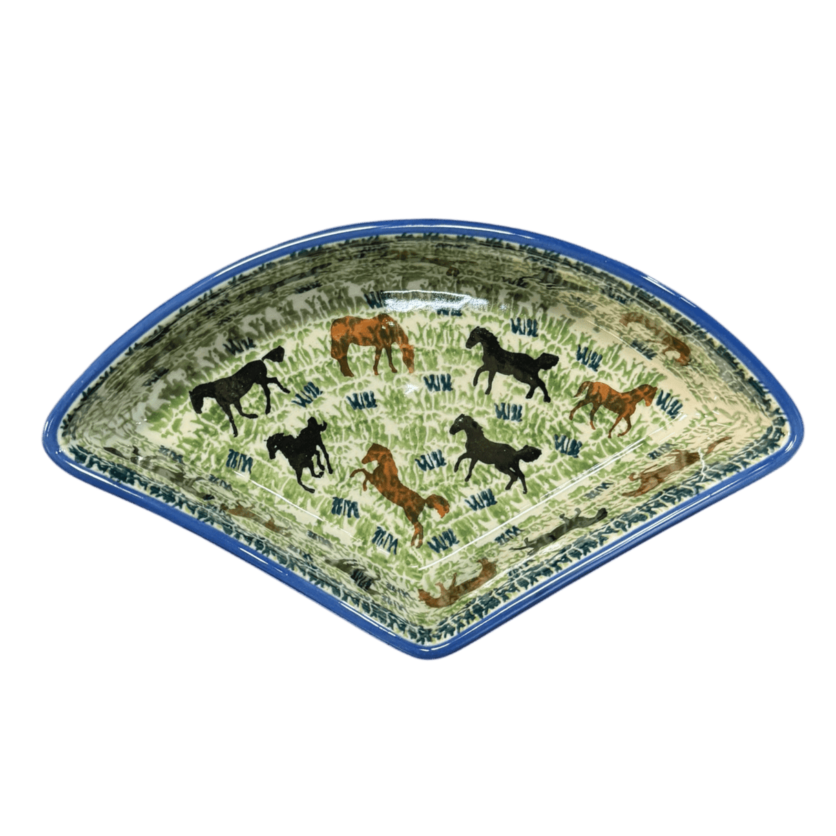 Bowl, Wedge-Shaped, 5" x 8.5" in "On the Range" by Manufaktura | M048U-INK2