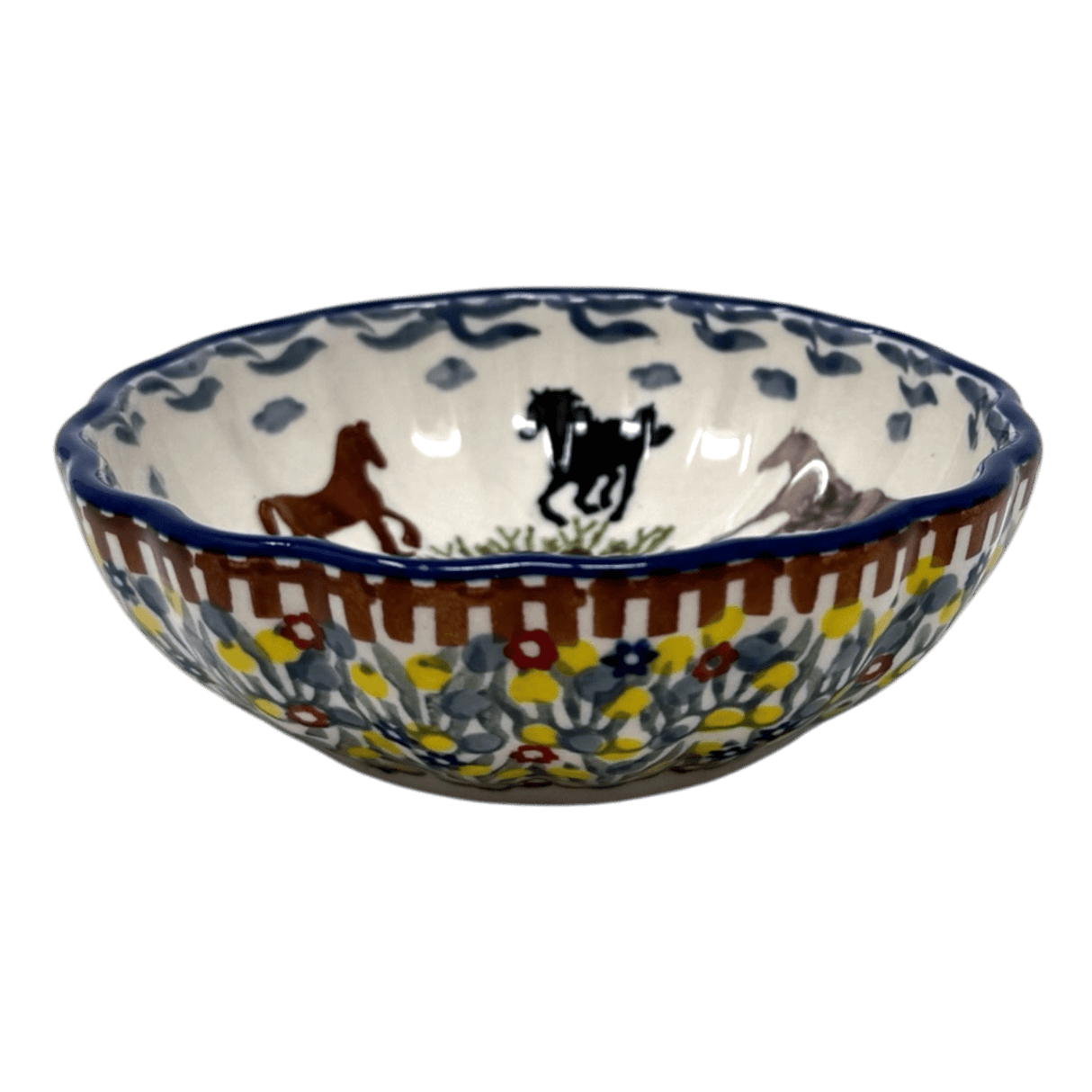 Bowl, Round, Blossom, 4.75" in "Wild Horses" by Manufaktura | M094S-INK1