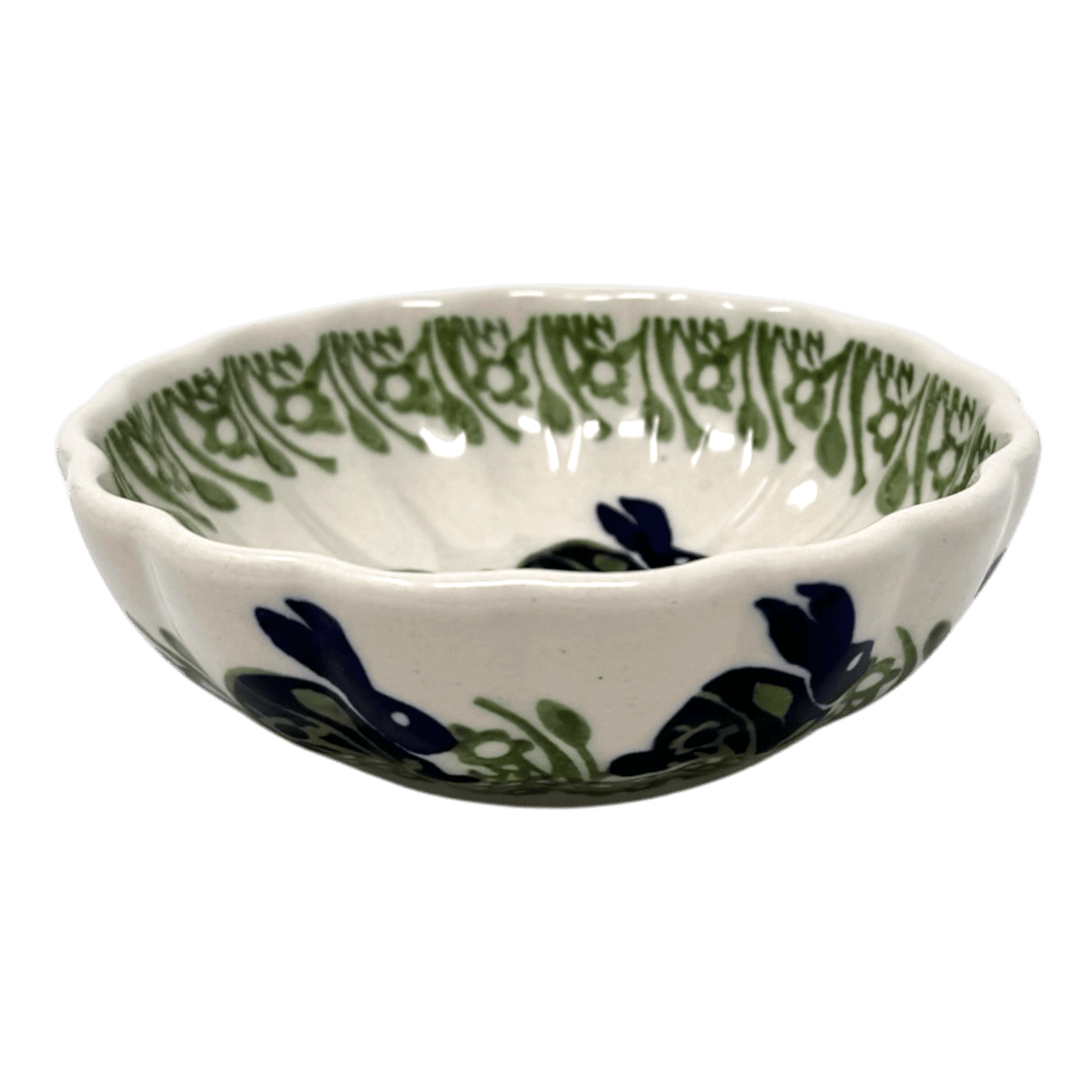 Bowl, Round, Blossom, 4.75" in "Bunny Love" by Manufaktura | M094T-P324