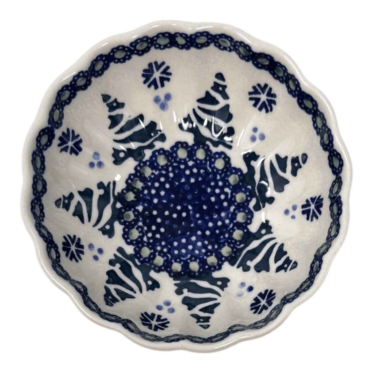 Bowl, Round, Blossom, 4.75" in "Snowy Pines" by Manufaktura | M094T-U22