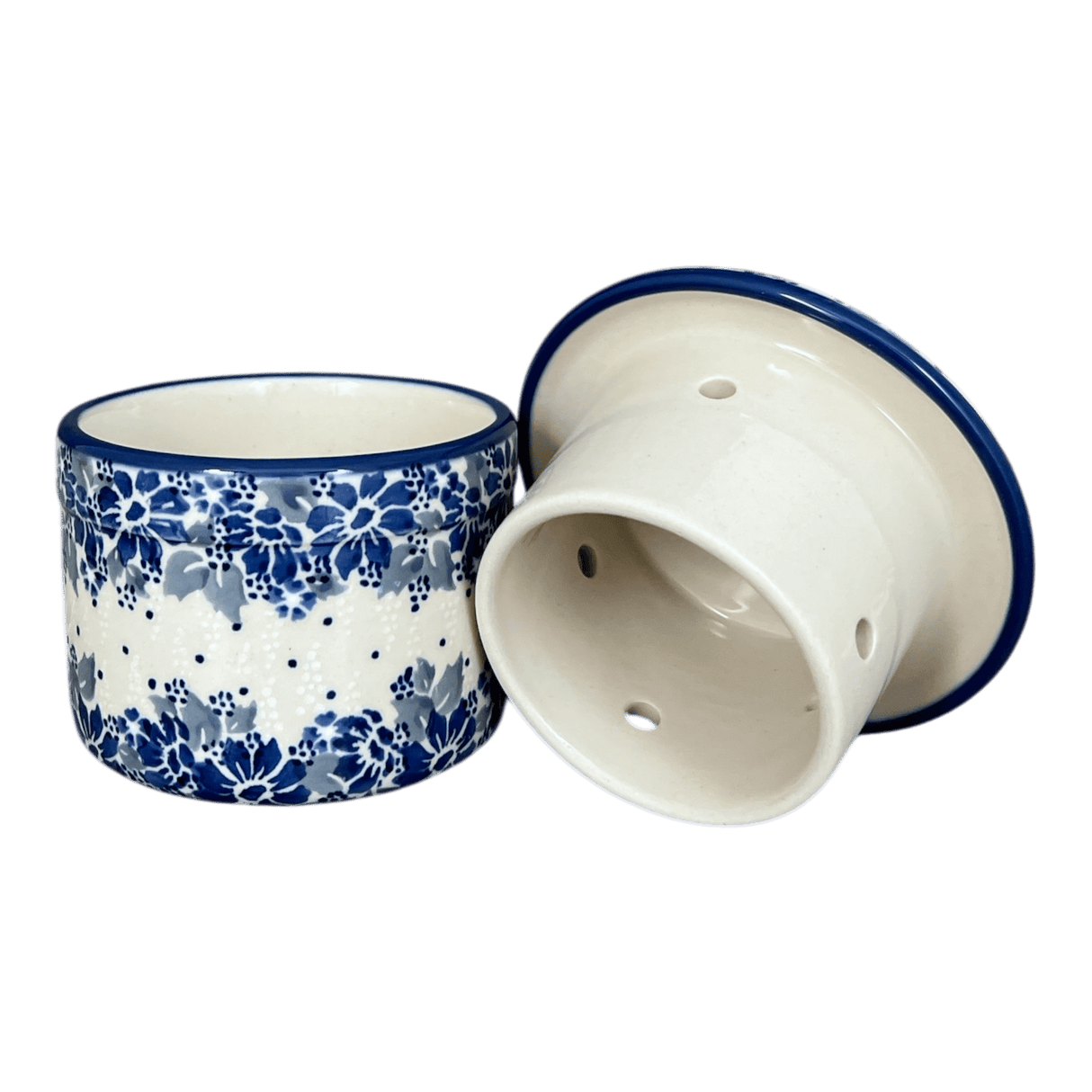 Butter Crock, 4.5" in "Winter Hibiscus" by Manufaktura | M136U-JZ42