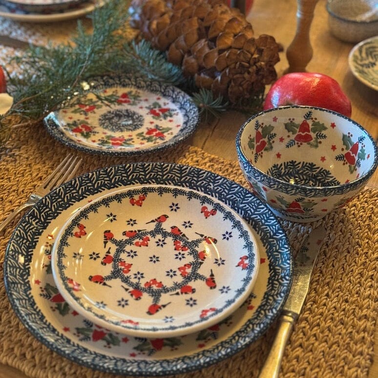 Bowl, Round, Fancy, 5.5" in "Evergreen Bells" by Manufaktura | C018U-PZDG