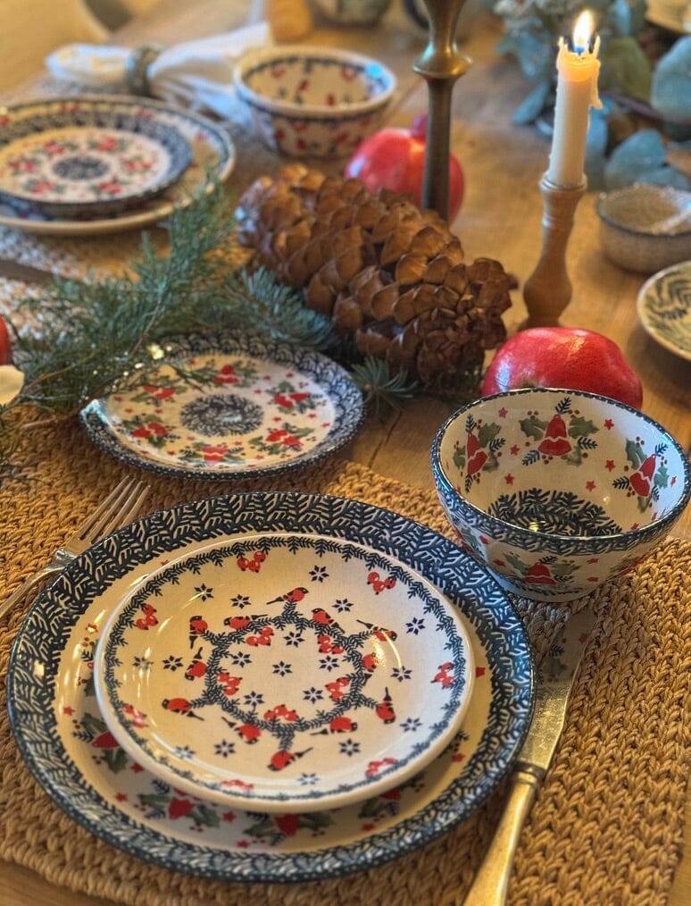 Plate, Round, Dessert, 6.5" in "Red Bird" by Manufaktura | T130T-GILE