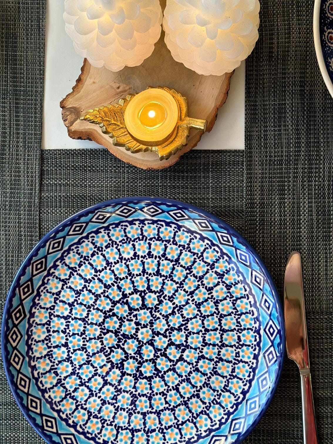 Plate, Round, Dinner, 10" in "Blue Diamond" by Manufaktura | T132U-DHR
