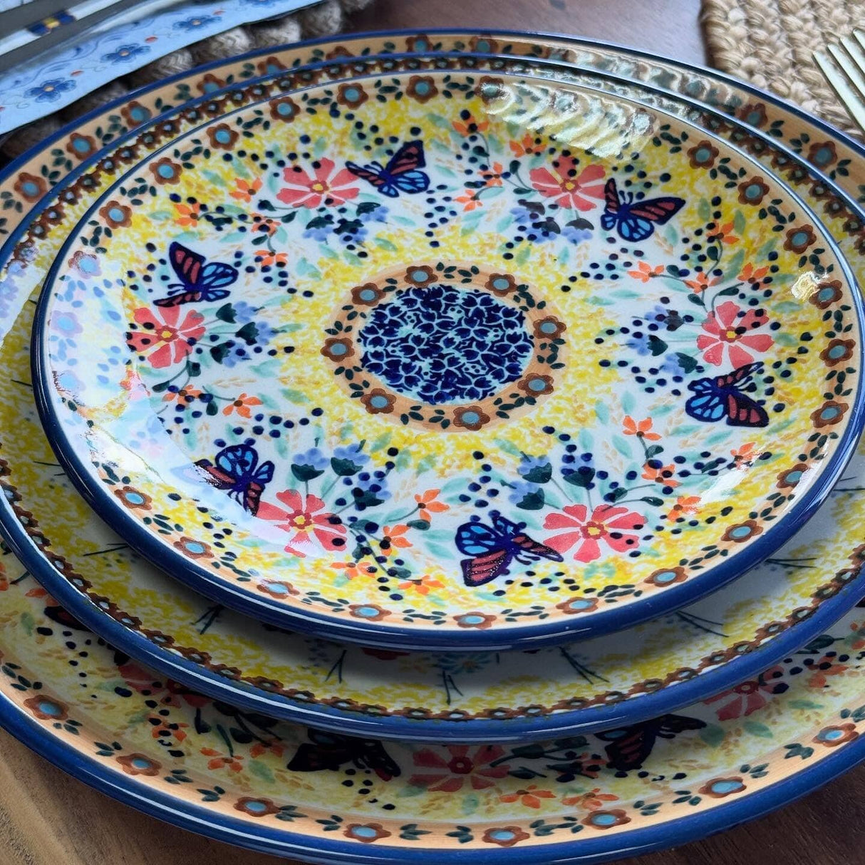 Plate, Round, Dessert, 7.25" in "Butterfly Bliss" by Manufaktura | T131S-WK73