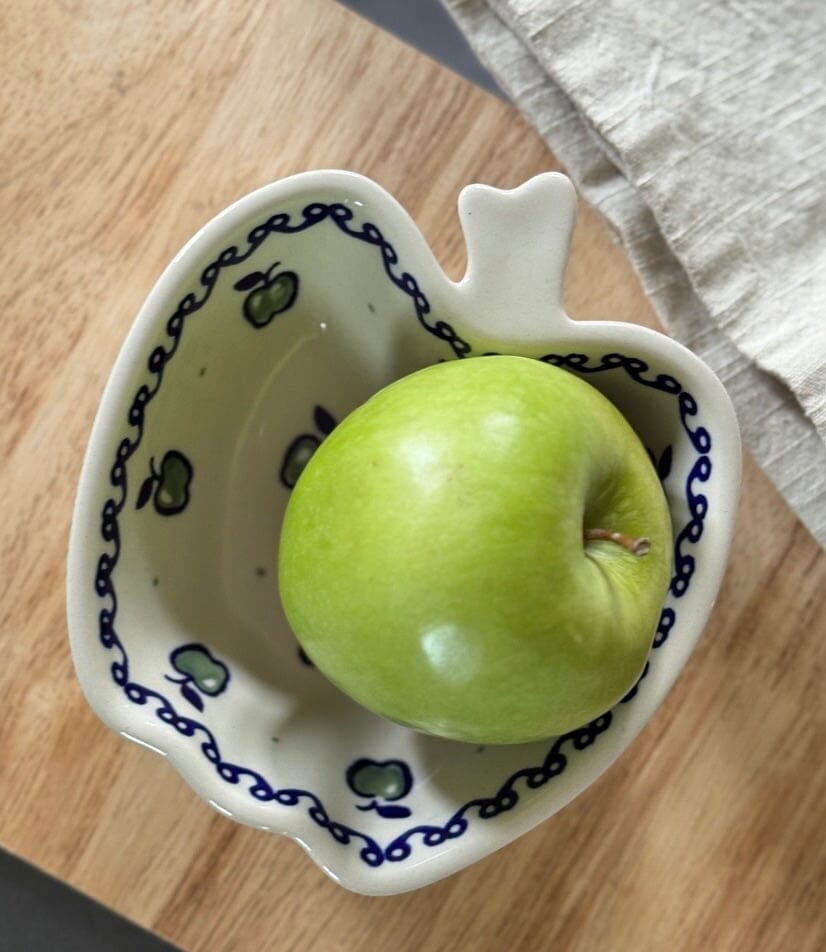 Bowl, Apple, 5.5" x 5" in "Green Apple" by Manufaktura | M099T-15