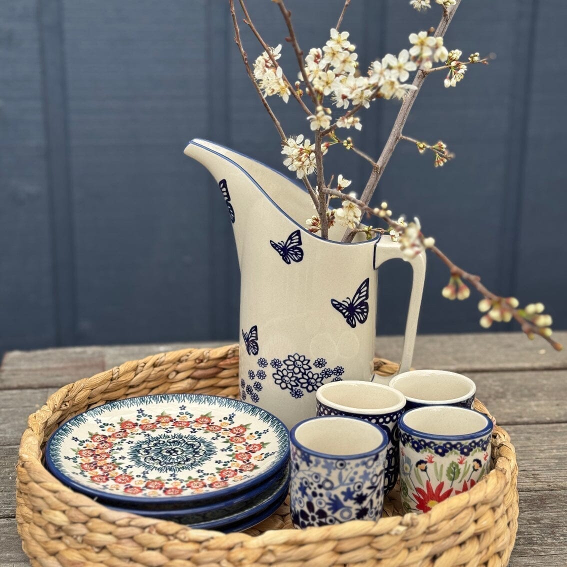 Pitcher, Fancy, 1.5 Liter in "Brilliant Wreath" by Manufaktura | D084S-WK78