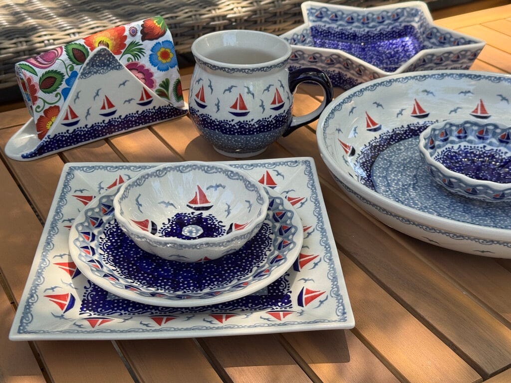 Plate, Square, Dinner, 11.25" Plate in "Smooth Sailing" by Manufaktura | T145T-DPMA