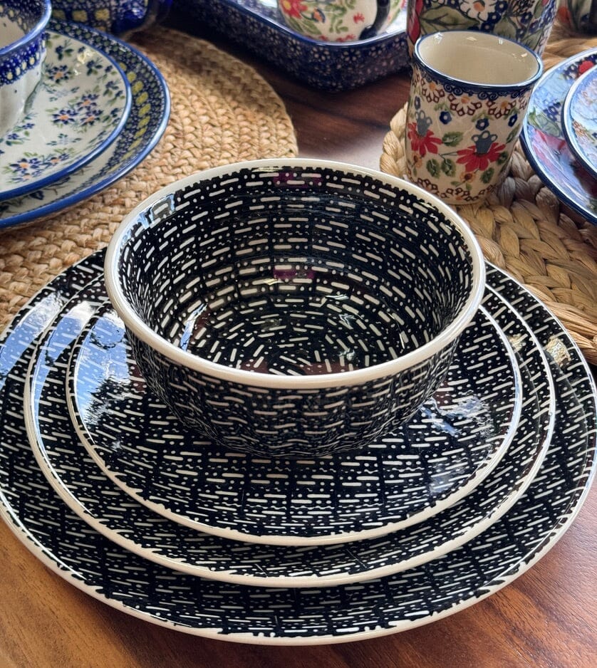 Bowl, Round, 5.5" in "Metro" by Manufaktura | M083T-WCZM