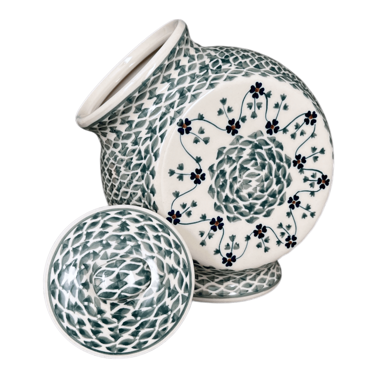 Candy/Cookie Jar, Round, 8.5" in "Woven Pansies" by Manufaktura | P076T-RV