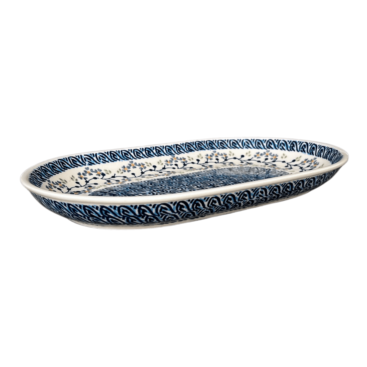 Platter, Oval, 8" x 13" in "Baby Blue Eyes" by Manufaktura | P101T-MC19