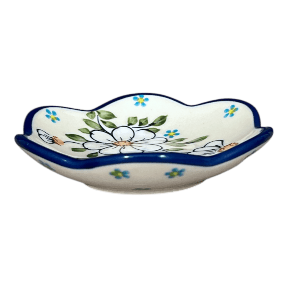 Bowl, Scalloped, Shallow, 4.25", (P205) in "Daisy Bouquet" by Manufaktura | P205S-TAB3