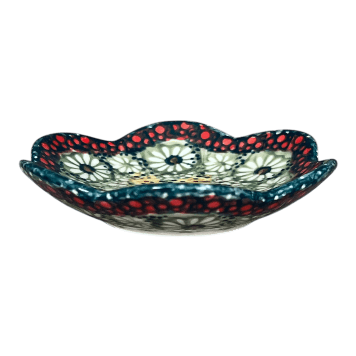 Bowl, Scalloped, Shallow, 4.25", (P205) in "Sunshine Grotto" by Manufaktura | P205S-WK52