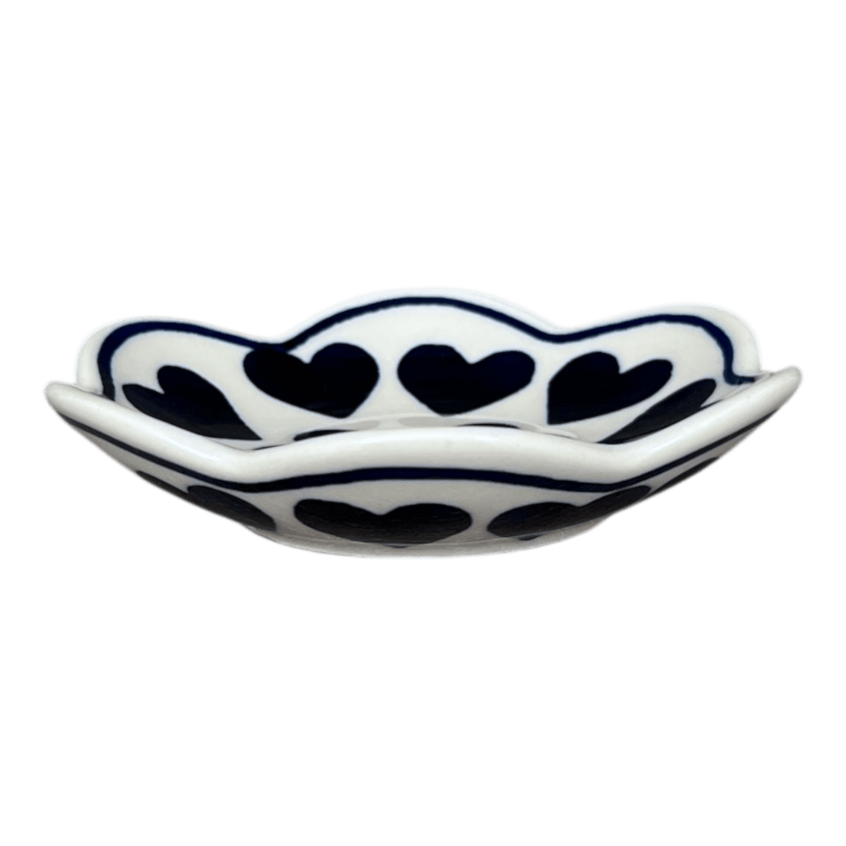 Bowl, Scalloped, Shallow, 4.25", (P205) in "Whole Hearted" by Manufaktura | P205T-SEDU
