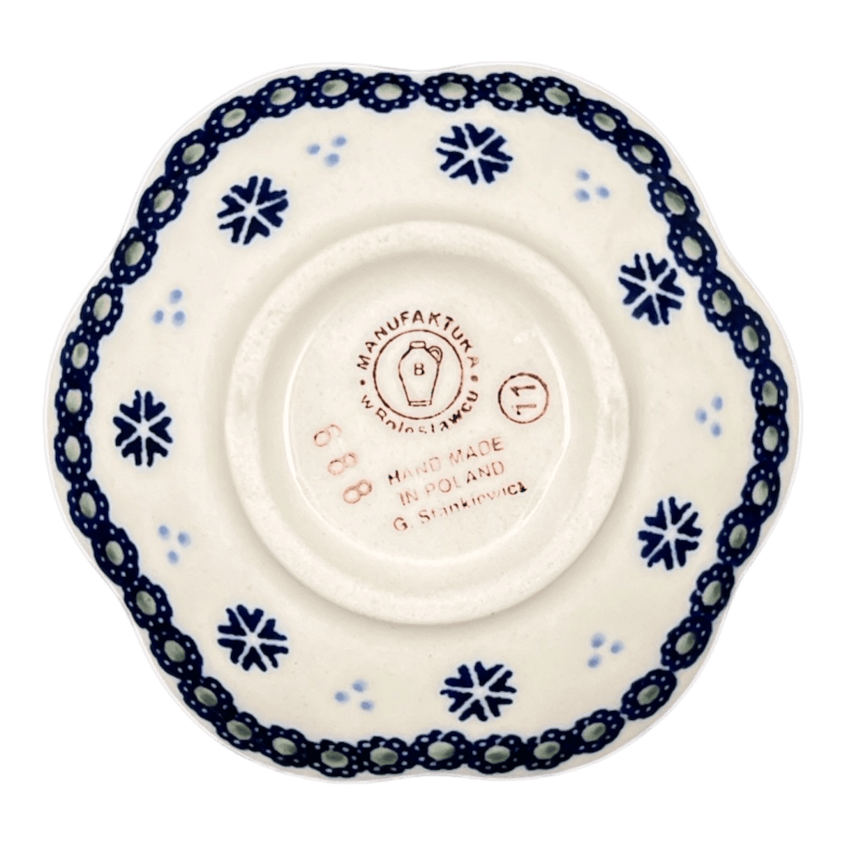 Bowl, Scalloped, Shallow, 4.25", (P205) in "Snowy Pines" by Manufaktura | P205T-U22