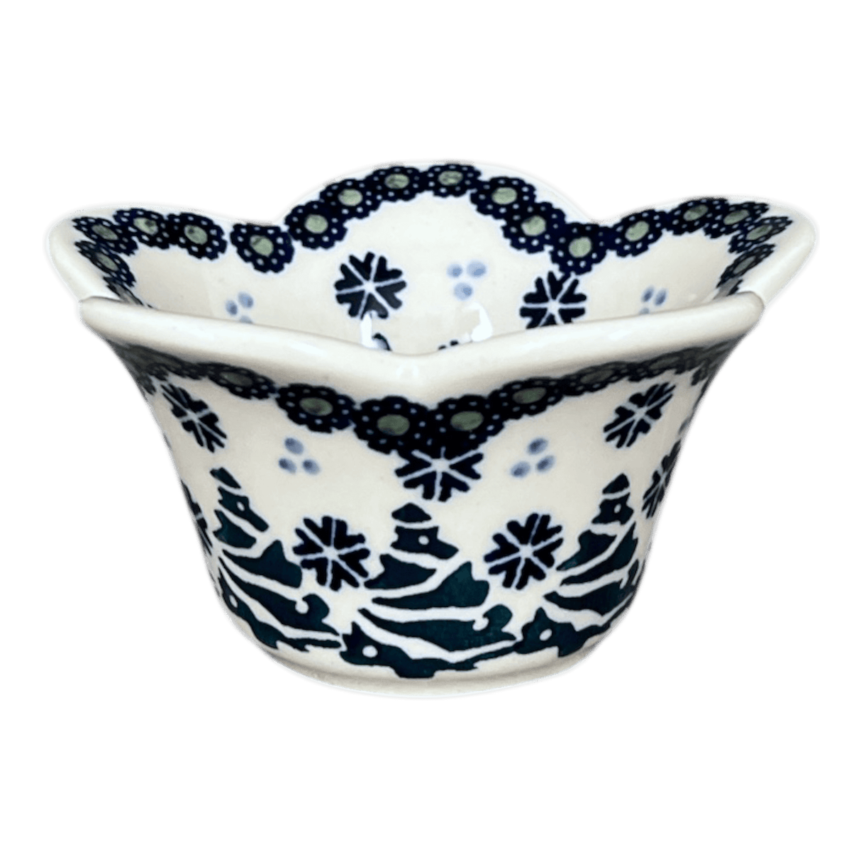 Bowl, Scalloped, 2" in "Snowy Pines" by Manufaktura | P206T-U22