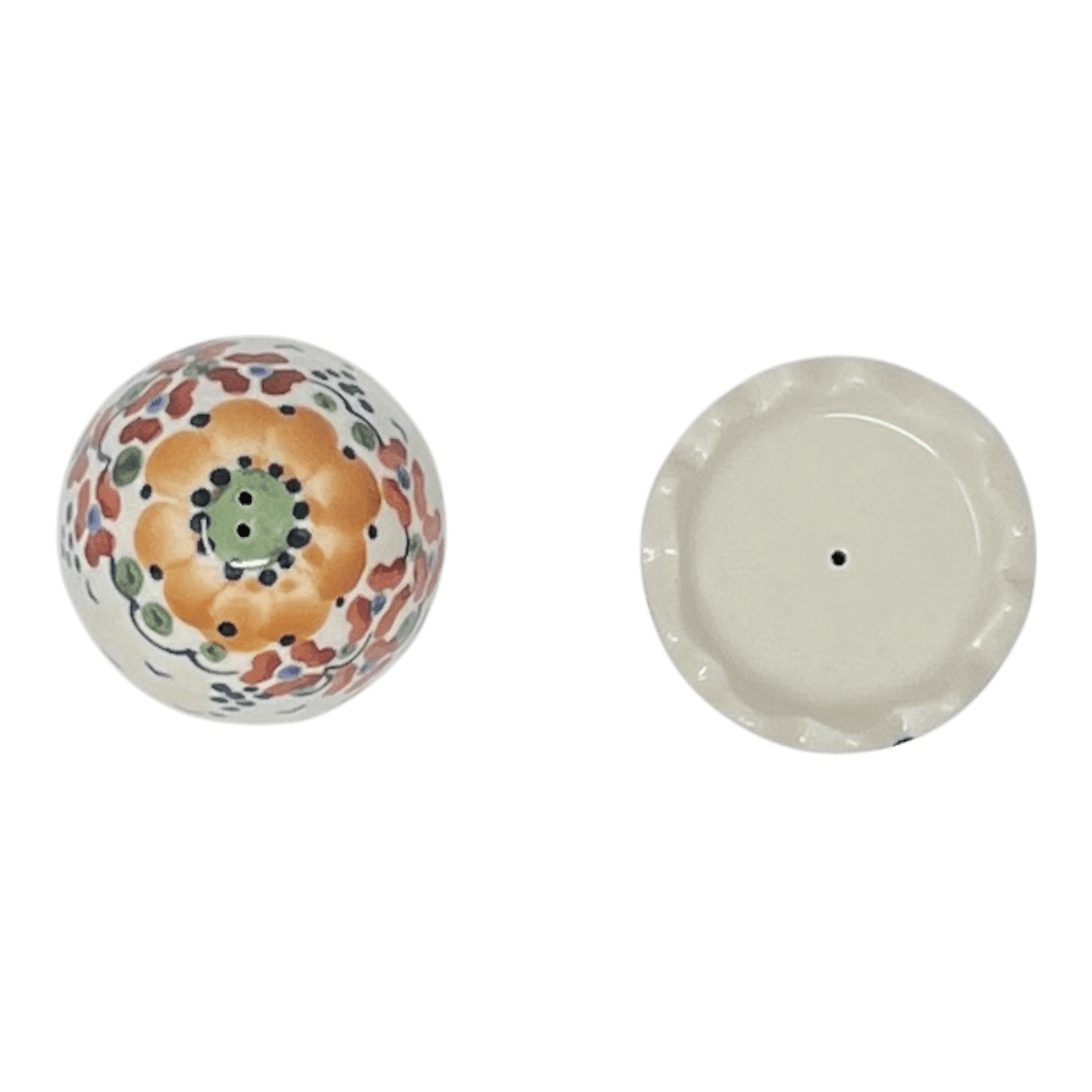 Salt & Pepper, Egg, 3" in "Autumn Harvest" by Manufaktura | S115S-LB