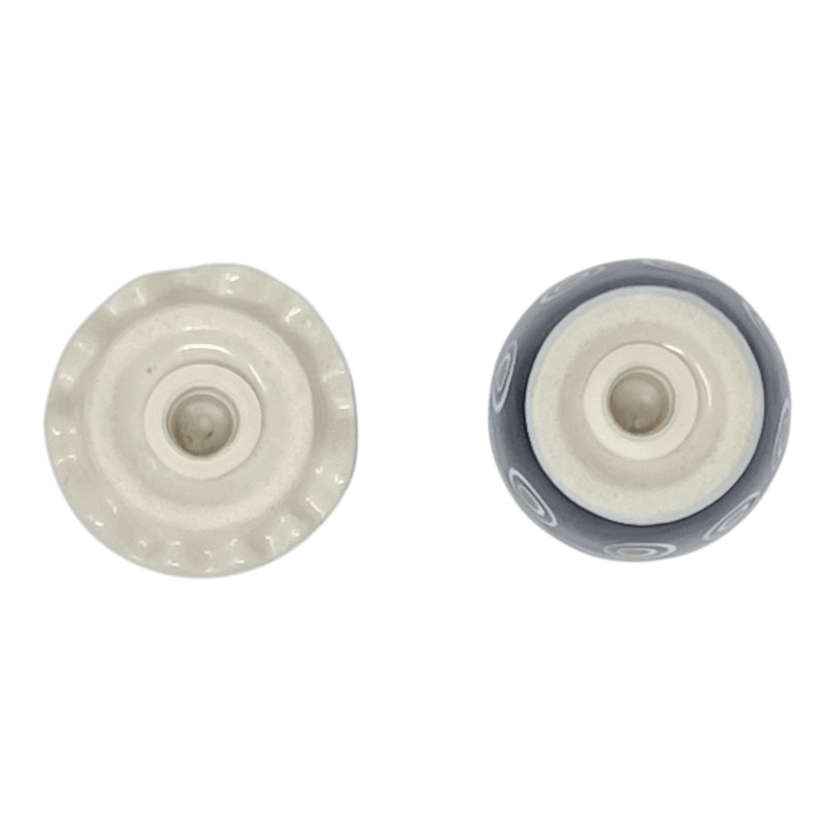 Salt & Pepper, Egg, 3" in "Peacock in Line" by Manufaktura | S115T-54A