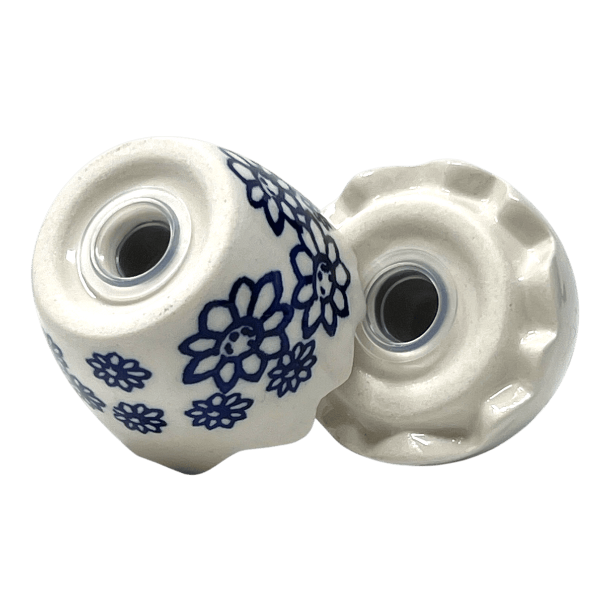 Salt & Pepper, Egg, 3" in "Butterfly Garden" by Manufaktura | S115T-MOT1