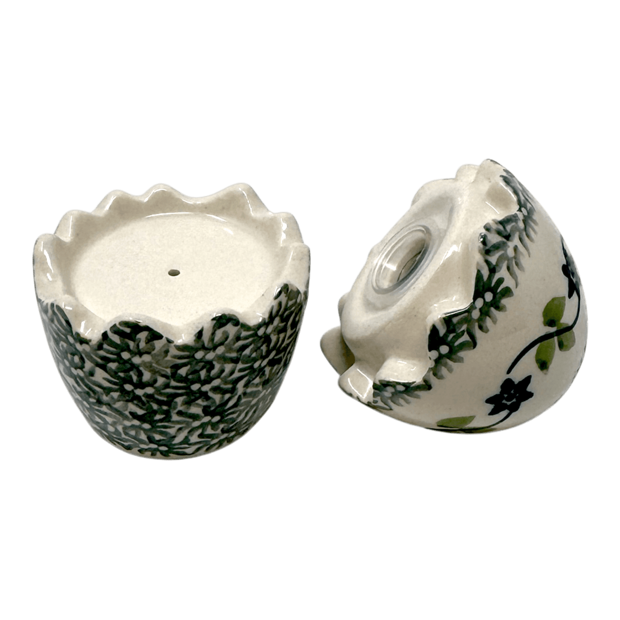 Salt & Pepper, Egg, 3" in "Woven Starflowers" by Manufaktura | S115T-RV01