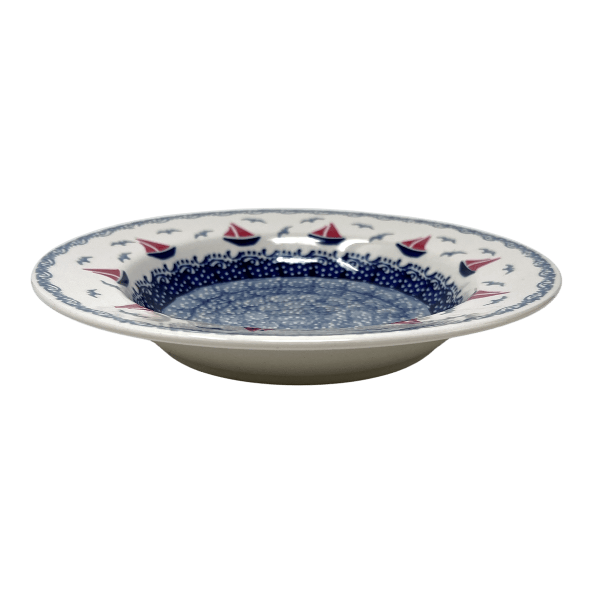 Plate, Round, Soup Plate, 9.25" in "Smooth Seas" by Manufaktura | T133T-DPML