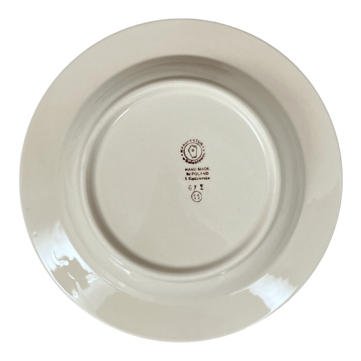 Plate, Round, Soup Plate, 9.25" in "Bunny Love" by Manufaktura | T133T-P324