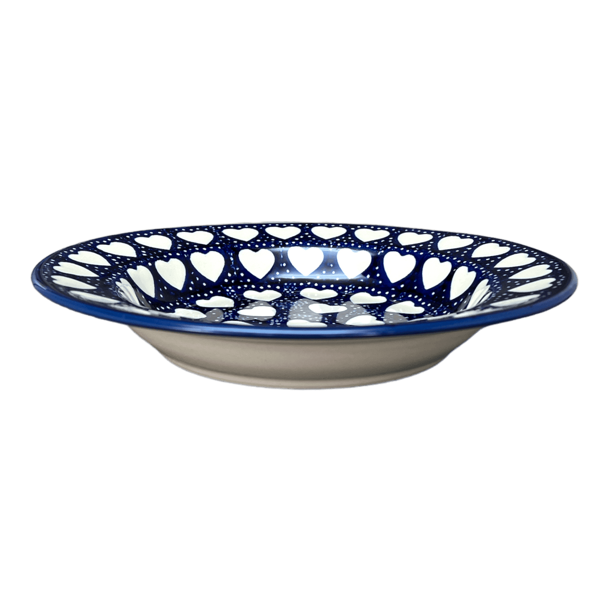 Plate, Round, Soup Plate, 9.25" in "Sea of Hearts" by Manufaktura | T133T-SEA