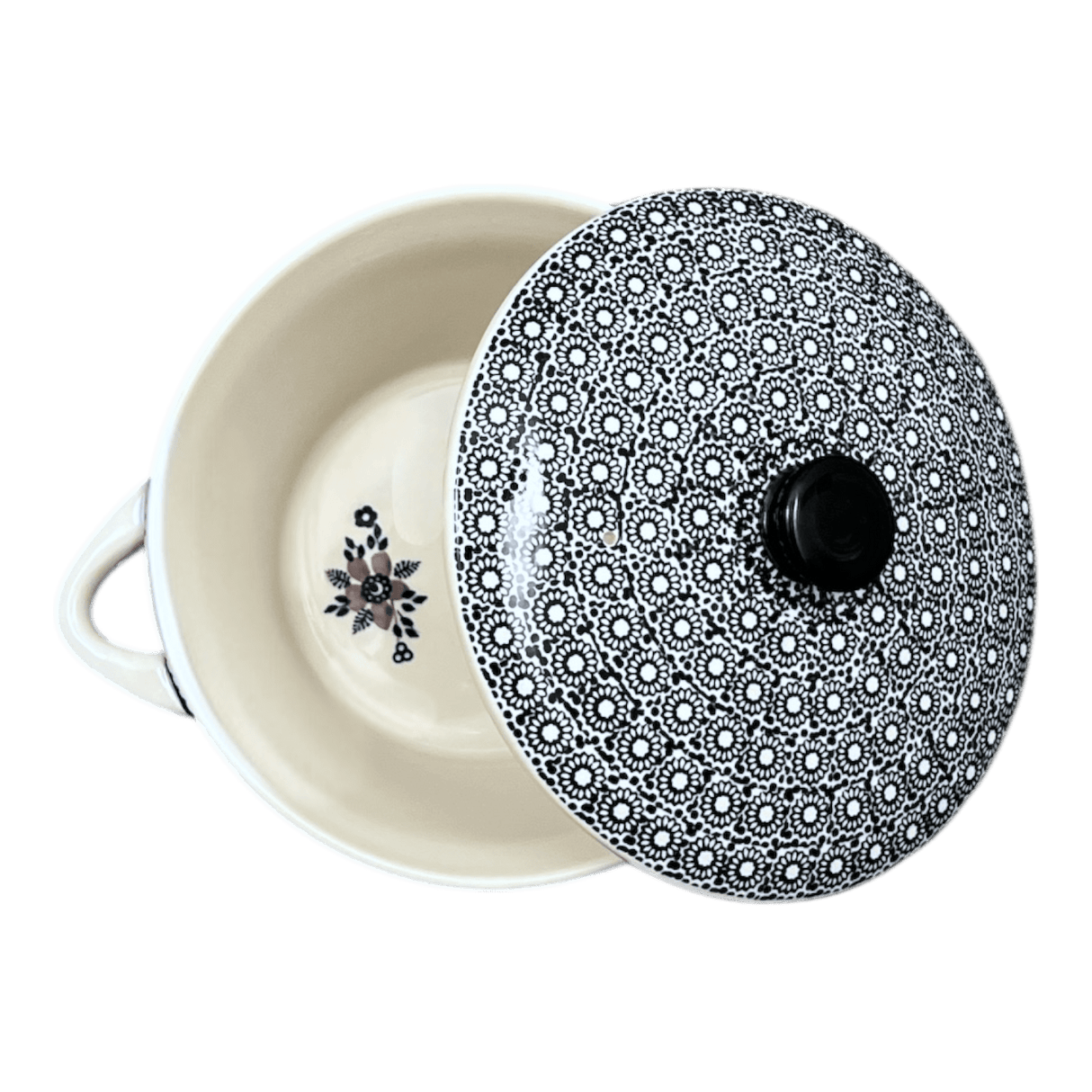 Soup Tureen, 1.25 Quart in "Duet in Black & Grey" by Manufaktura | W052S-DPSC