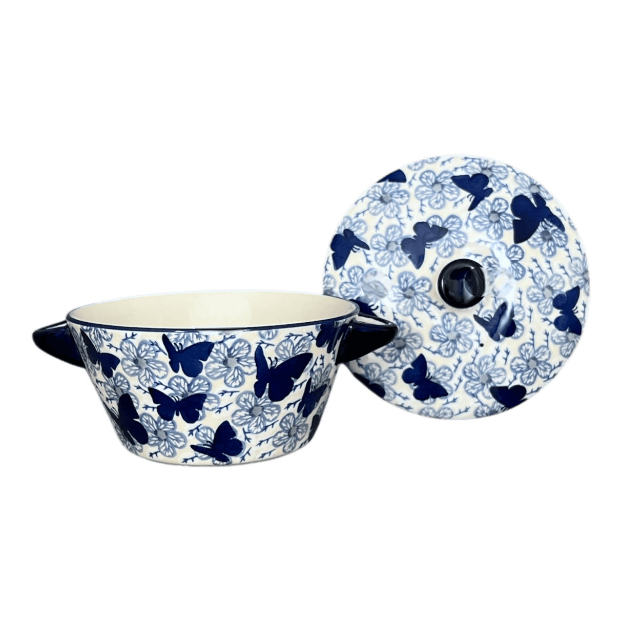 Soup Tureen, 1.25 Quart in "Blue Butterfly" by Manufaktura | W052U-AS58
