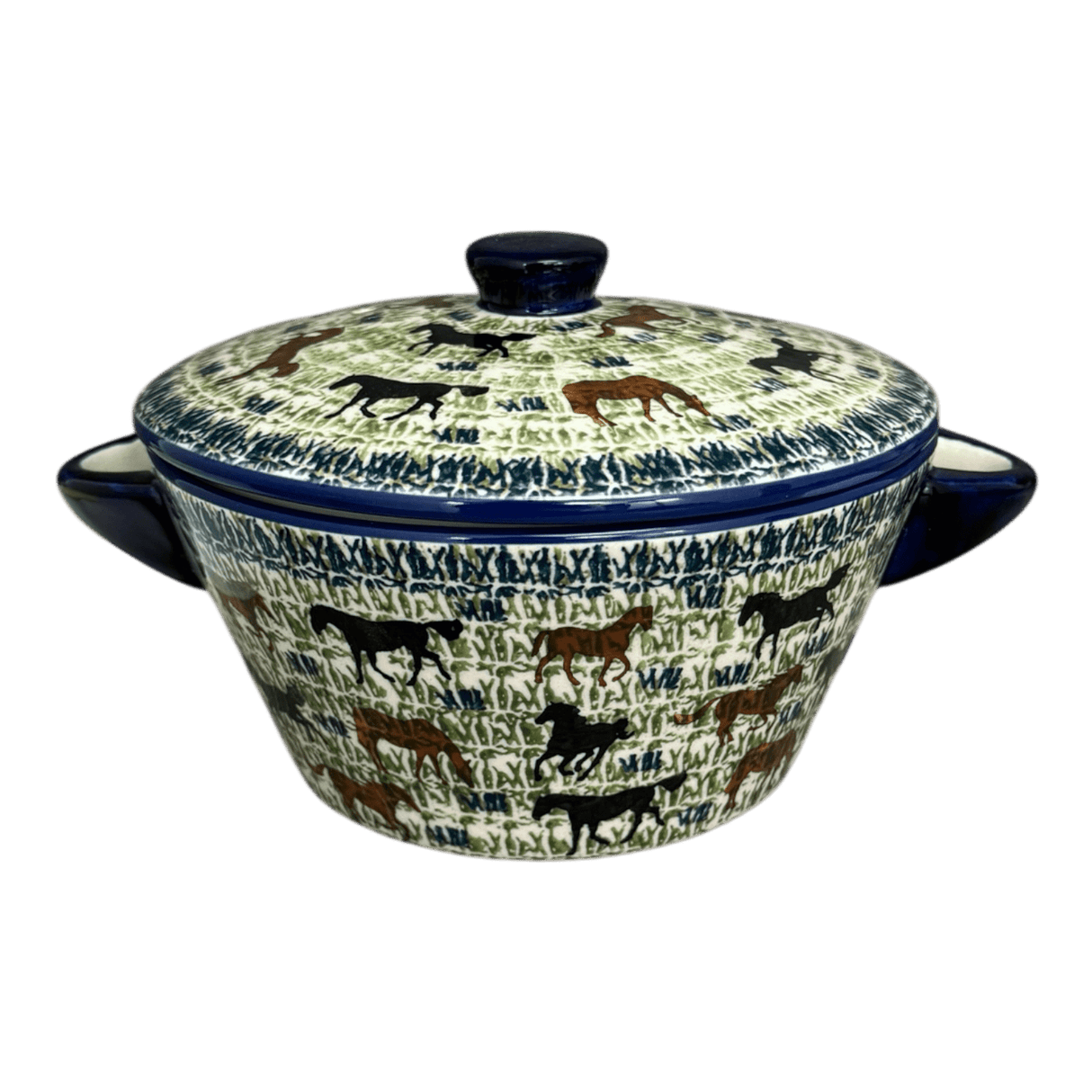 Soup Tureen, 1.25 Quart in "On the Range" by Manufaktura | W052U-INK2