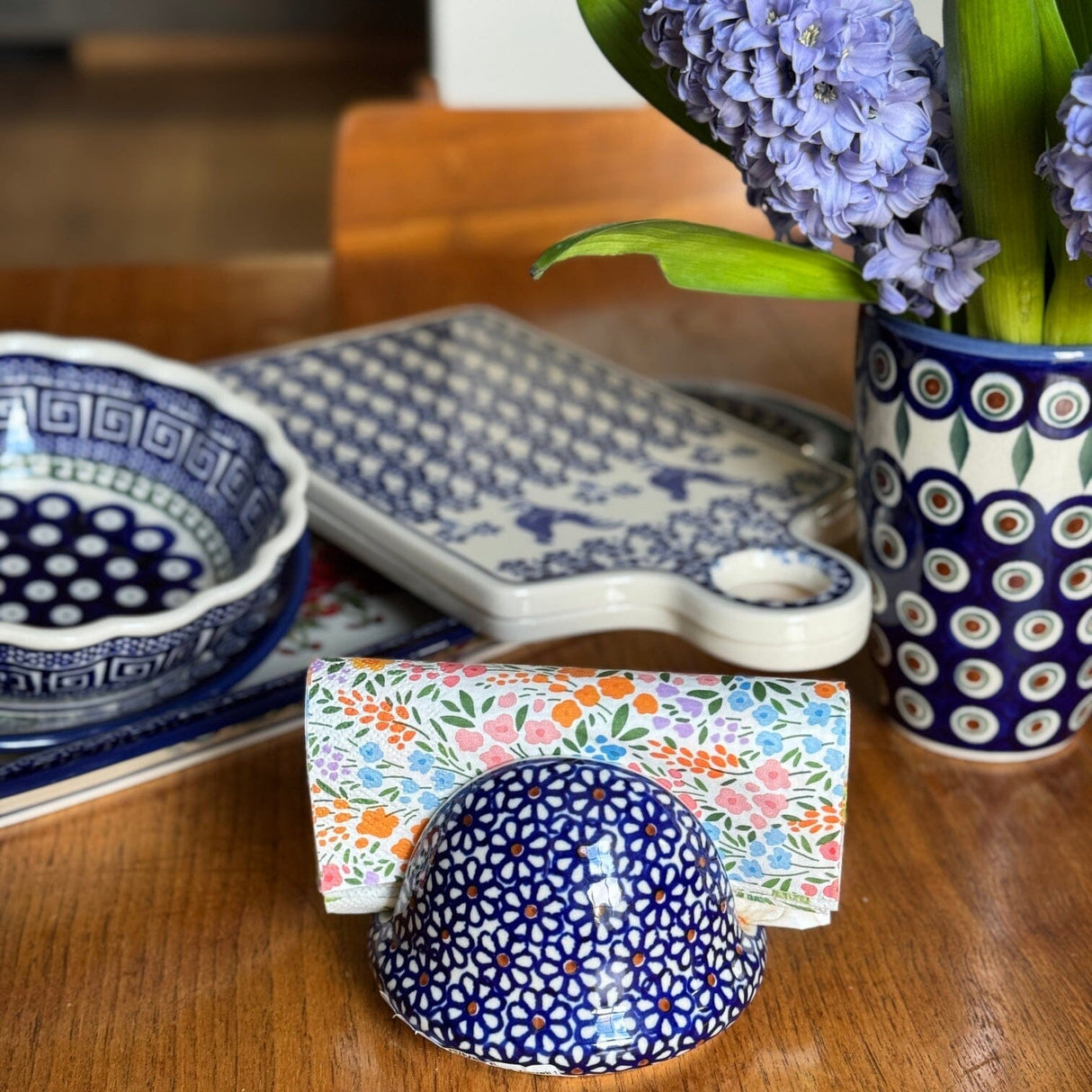 Napkin Holder, Round, 3" in "Swirling Flowers" by Zaklady | Y1109-A1197A
