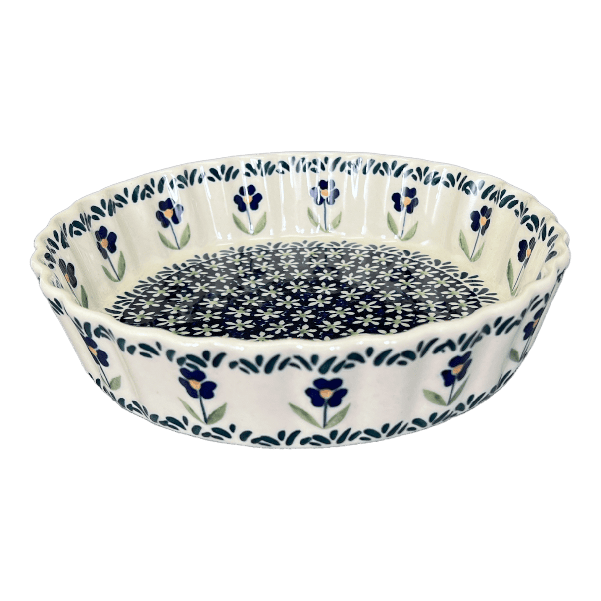 Quiche Dish, Round, 7.5" Small in "Forget Me Not" by Manufaktura | F055T-ASS
