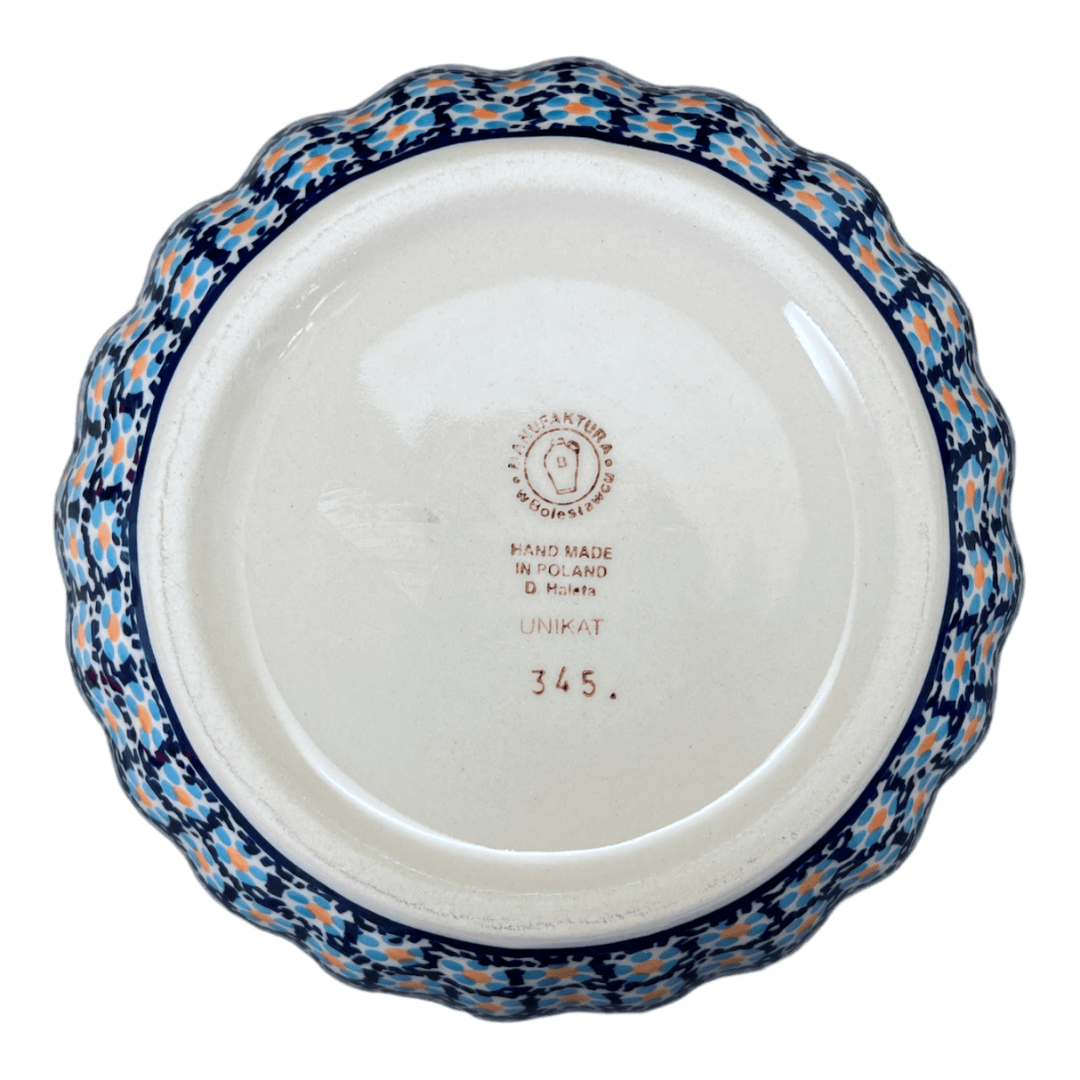 Bowl, Round, 7.75" in "Blue Diamond" by Manufaktura | M085U-DHR