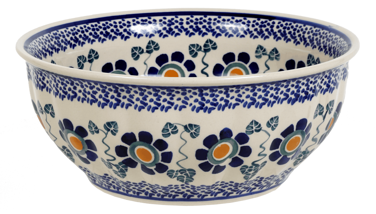 Bowl, Round, 9" Bowl in "Simple Symmetry" by Manufaktura | M086T-GCR