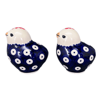 A picture of a Polish Pottery Salt and Pepper Birds (Dot to Dot) | S087T-70A as shown at PolishPotteryOutlet.com/products/salt-pepper-birds-dot-to-dot-s087t-70a