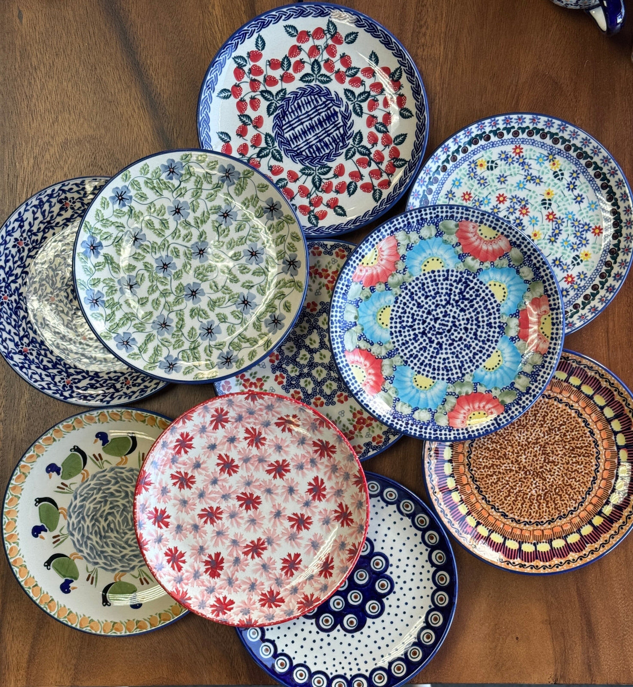 Plates - Round Plates - Round Salad Plates
